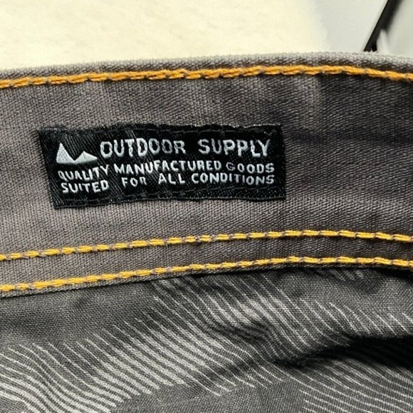 Outdoor Supply Cargo Shorts Flap Pockets Mens Size 38 - Picture 5 of 6